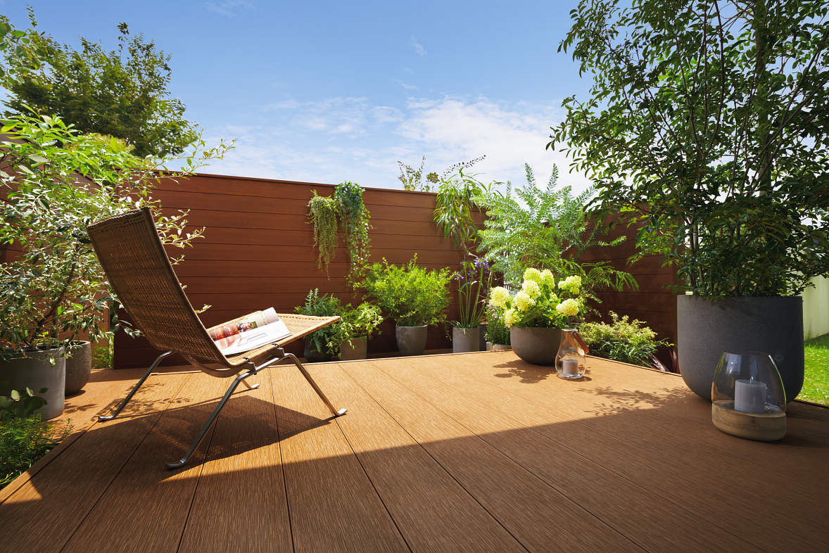 ウッドデッキ